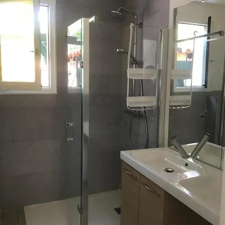 בית נופש Maison Avec Jacuzzi Interieur Esprit Bord De *