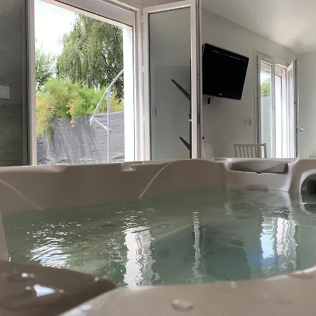 Maison Avec Jacuzzi Interieur Esprit Bord De *